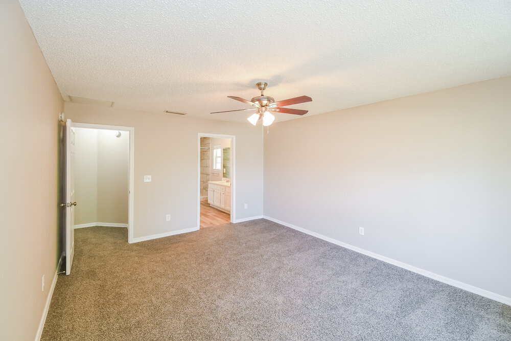 Building Photo - 2700 Taylor Hill Dr