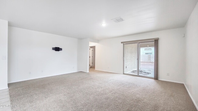 Building Photo - 8562 S 253rd Ave