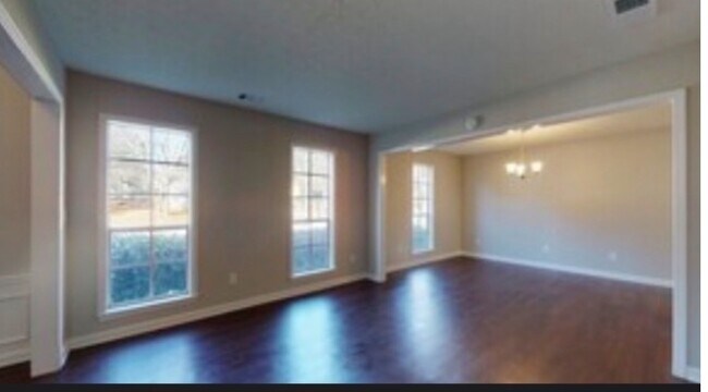 Building Photo - 4084 Pinehurst Valley Dr