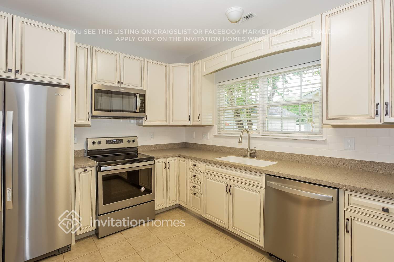 Building Photo - 9215 Ducati Ln