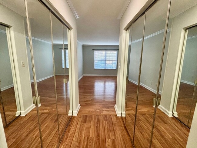 Building Photo - 57 Doranne Ct