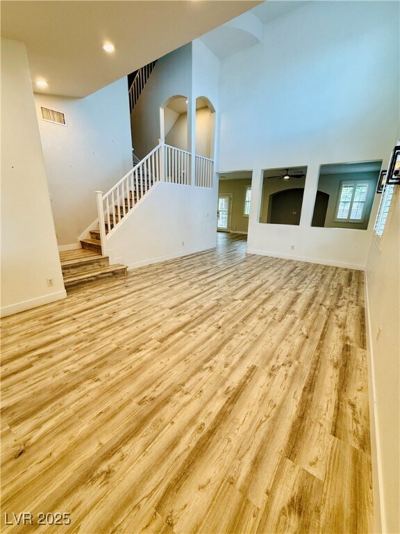 Building Photo - 777 Valley Rise Dr