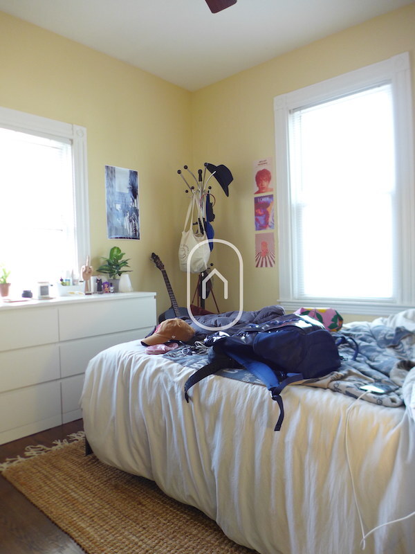 Building Photo - 123 Centre St