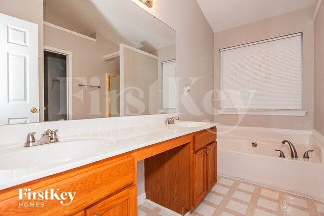 Building Photo - 7829 Cafferty Cir
