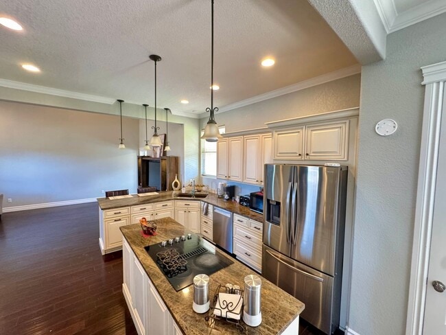 Building Photo - 130 Ridge Dr