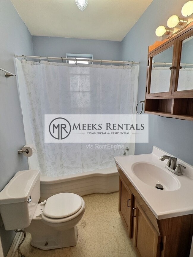 Building Photo - 944 Florida St