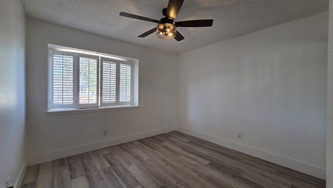 Building Photo - Beautifully remodeled pool home situated on a spacious quarter-acre lot