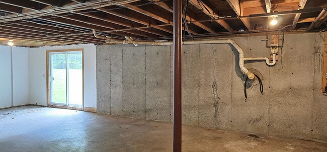 Building Photo - 36 Brimstone Corner Rd