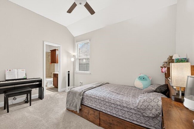 Building Photo - 9003 Gardenia Meadow Ln