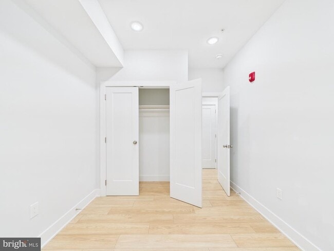 Building Photo - 5208 Chancellor St