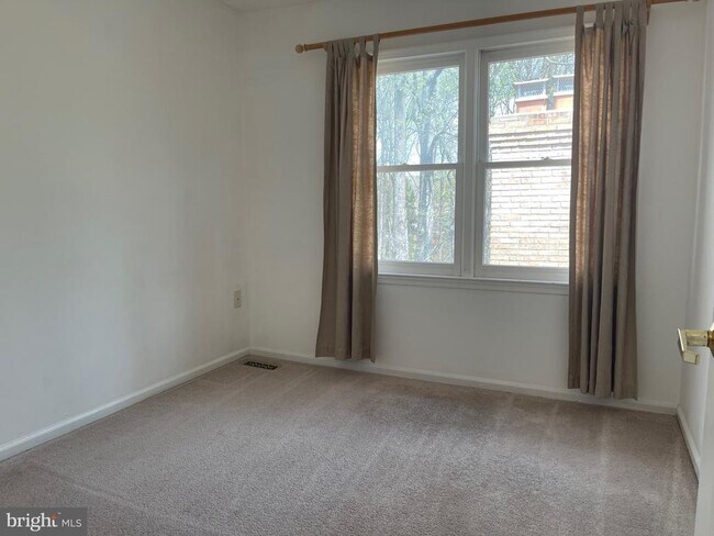 Building Photo - 12235 Tildenwood Dr