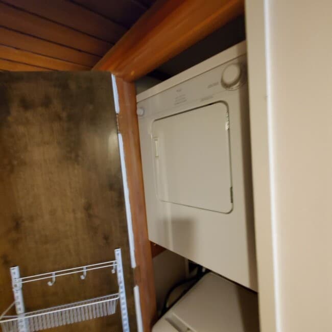 Building Photo - Cozy 2 Bed : 1Bath House Close to Schools