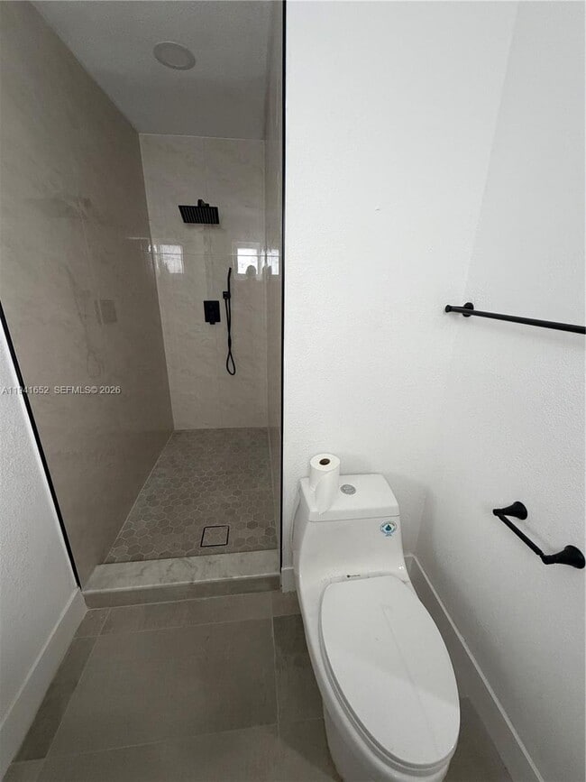 Building Photo - 3581 SW 13th Ct