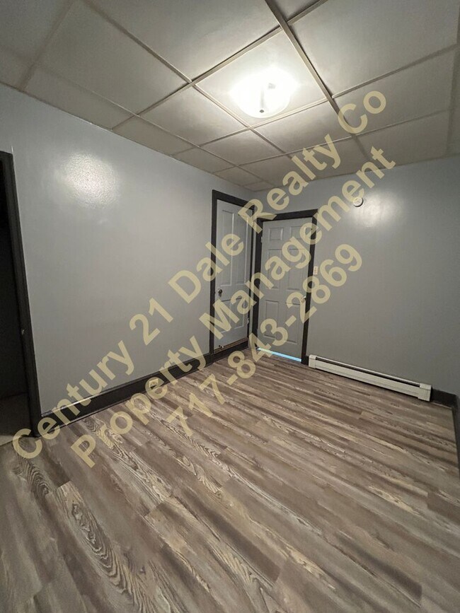 Building Photo - 815 Locust St