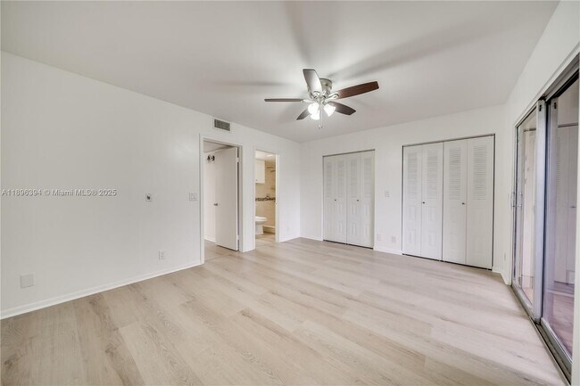 Building Photo - 101 SW 132nd Way