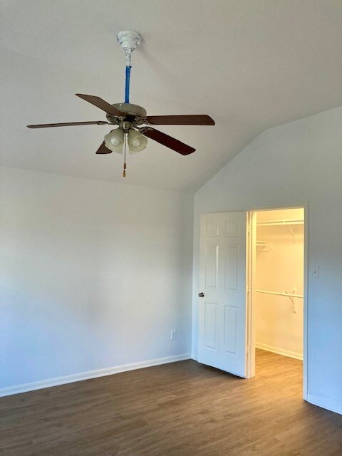 Building Photo - 1515 Thornhollow Dr
