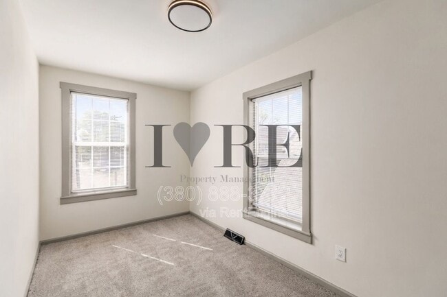 Building Photo - 1299 W Broad St