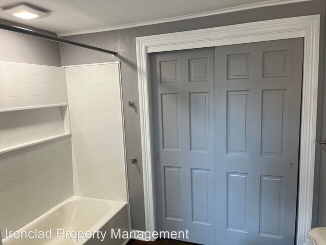 Building Photo - 2 br, 1 bath House - 187 Pratt Street