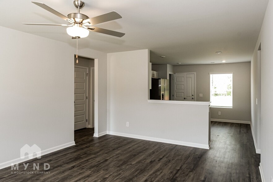 Building Photo - 175 Olde Hearth Rd