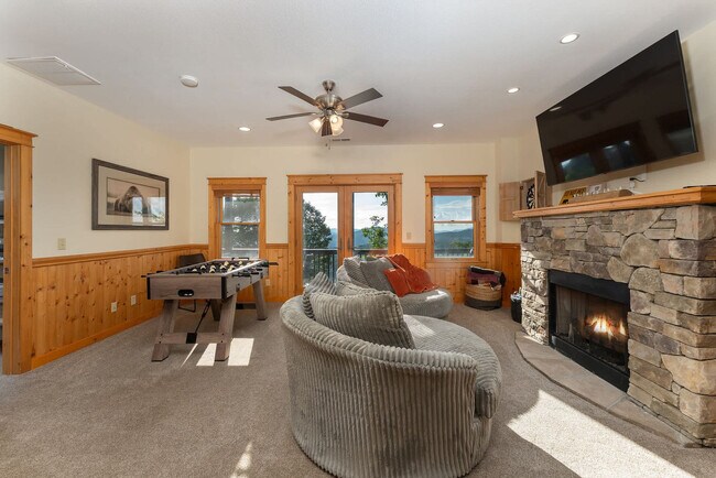 Building Photo - 191 Scenic Wolf Dr