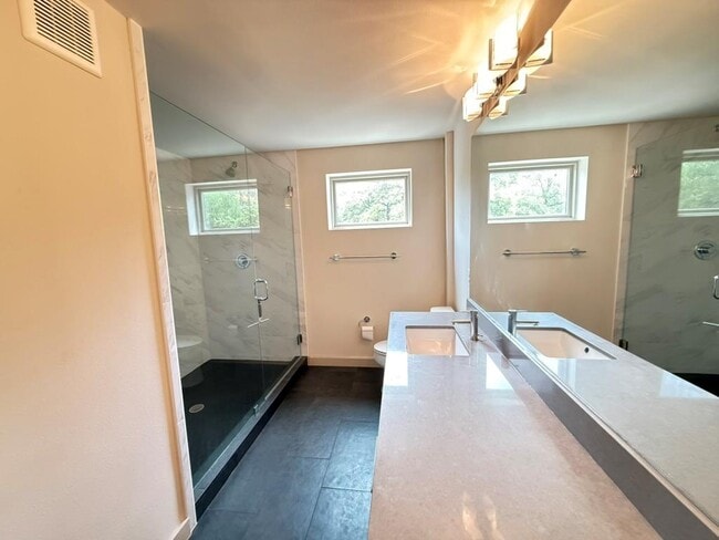 Building Photo - 3600 S Lamar Blvd