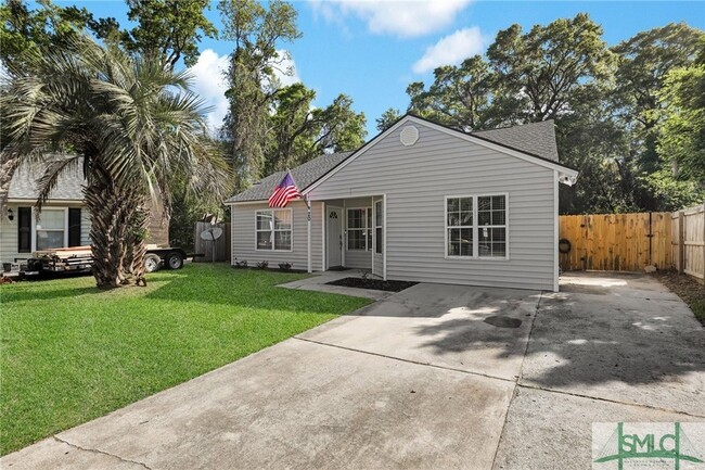 Building Photo - 20 Quail Forest Dr
