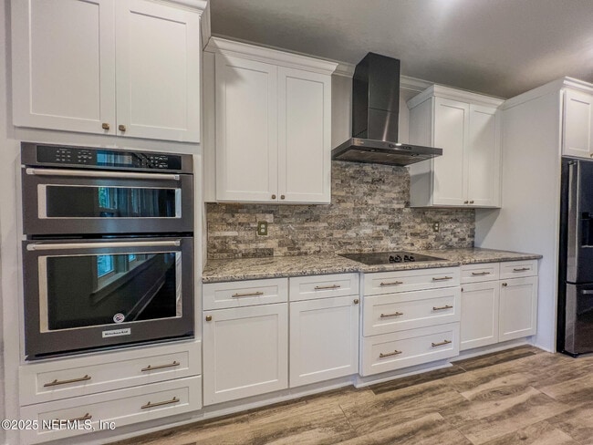 Building Photo - 4325 Appleton Ave