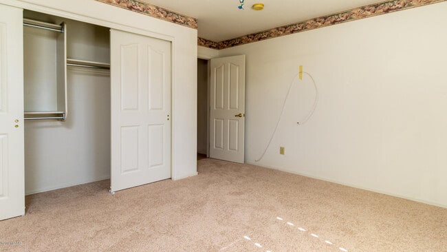 Building Photo - 38006 S Desert Highland Dr
