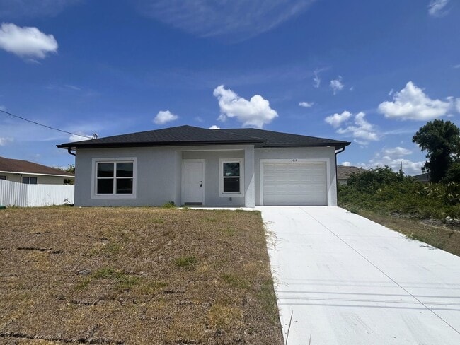 Primary Photo - ASK US ABOUT FREE RENT! LOCATION LOCATION ...