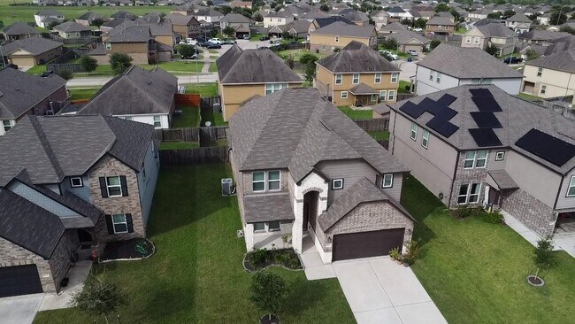 Building Photo - 3003 Silverhorn Ln