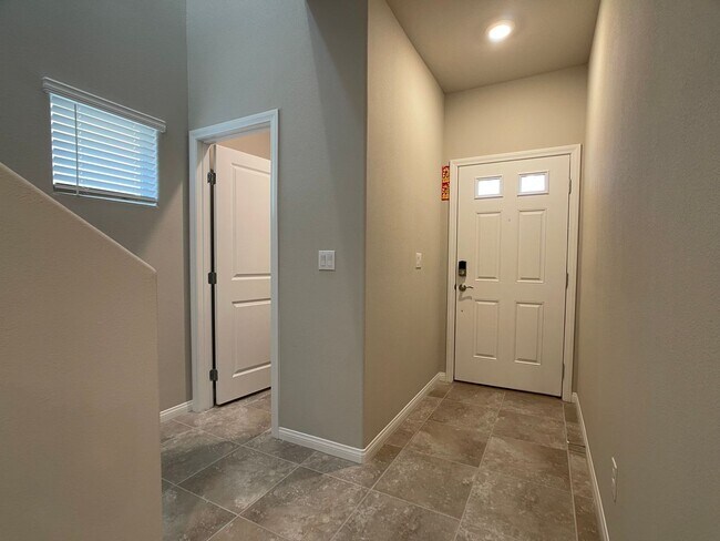 Building Photo - Brand New, Never Lived in House, located in the Southwest!