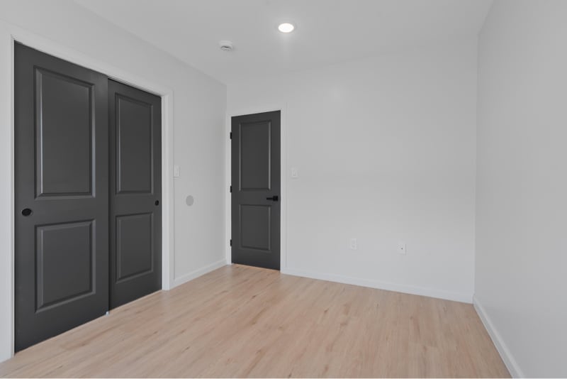 Building Photo - 86 N 7th St