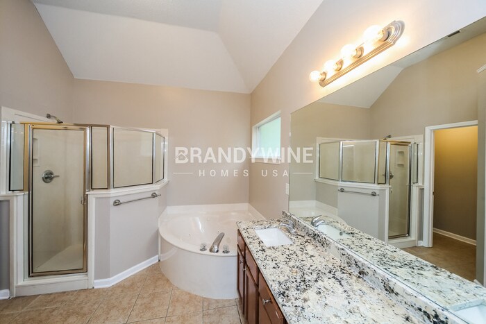 Building Photo - 6828 Kamali Ave