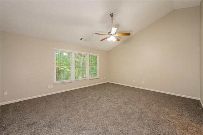 Building Photo - 745 Mountain Oaks Pkwy