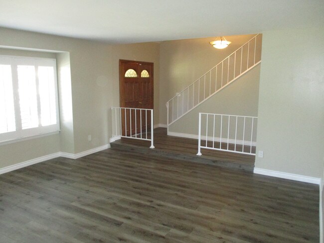 Building Photo - 18216 Index St