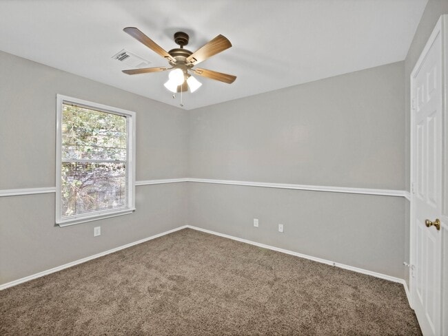 Building Photo - 22 Verbena Bend Pl