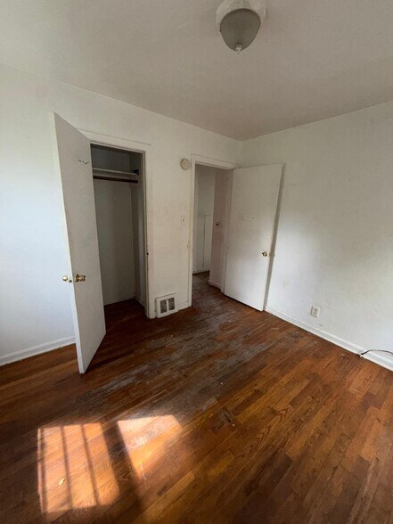 Building Photo - 3506 Brownell Blvd