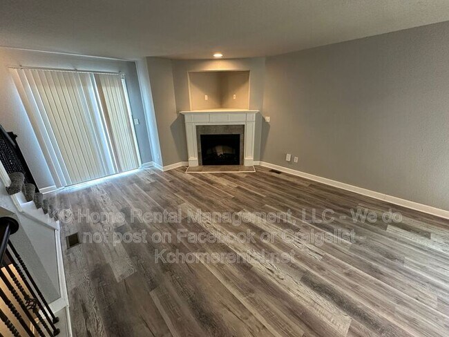 Building Photo - 10536 Kane Dr