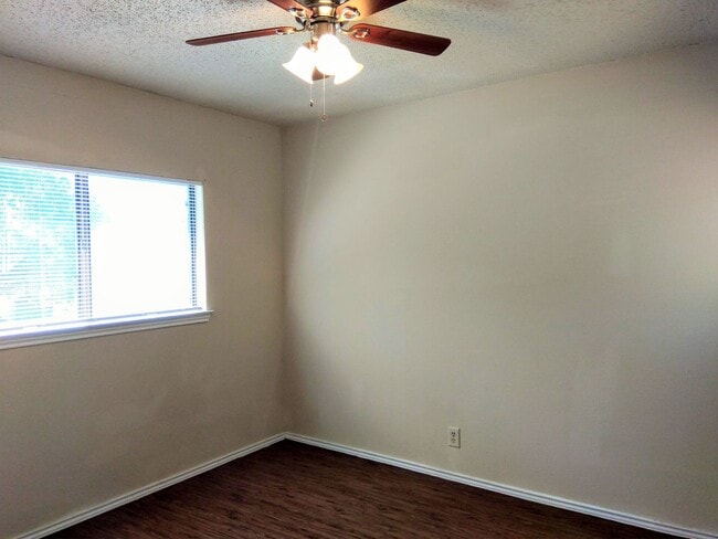 Building Photo - 4138 Mystic Sunrise Dr