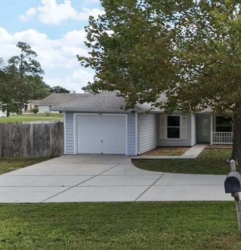 Building Photo - 2131 N Pine Cone Ave