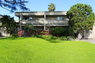 Building Photo - Arcadia Pines