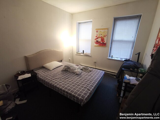 Building Photo - 772 Columbus Ave