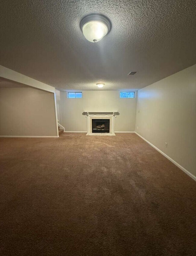 Building Photo - 1331 AmandaJo Drive