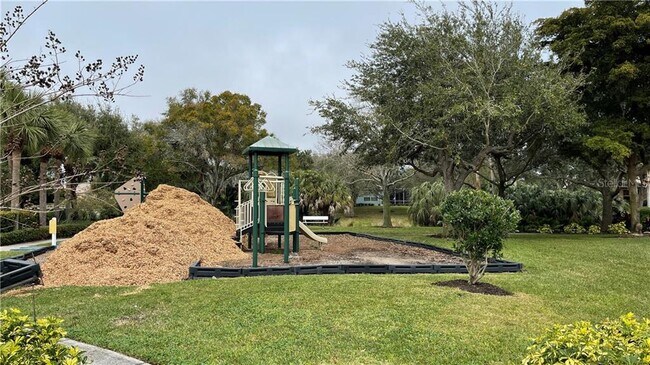 Building Photo - 7324 Skybird Rd