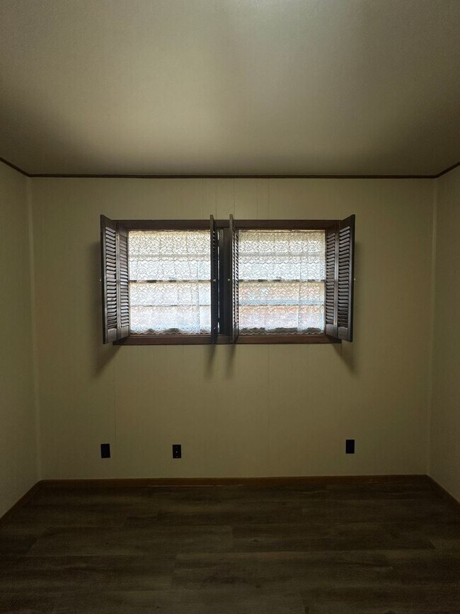 Building Photo - Beautiful Home on Mesa Circle!