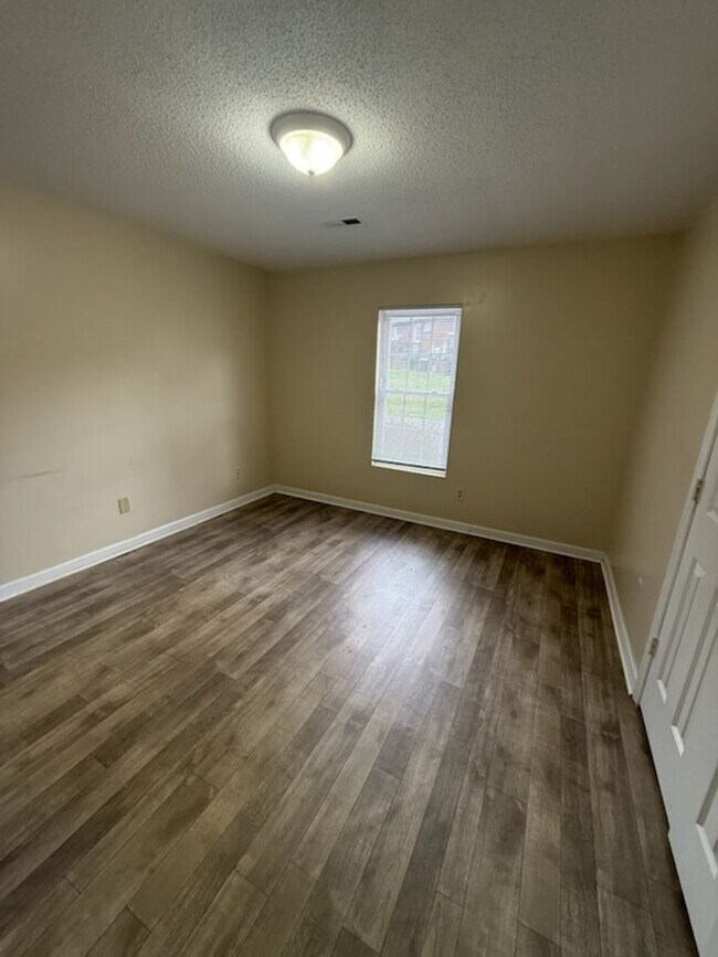 Building Photo - 1249 Old Liberty Rd