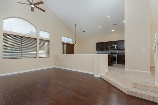 Building Photo - Enormous Silverado Ranch pool home with new paint and carpet