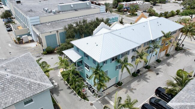 Building Photo - 810 3rd Ave N