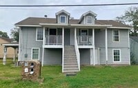 Building Photo - 245 E Pipkin St