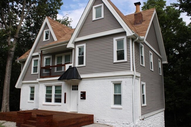 Building Photo - 5025 Lydia Ave